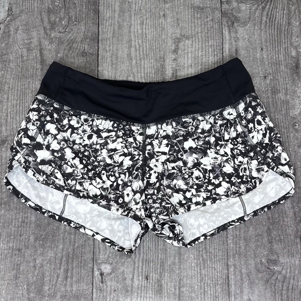 Lululemon Speed Shorts in Mash Up White Black / Black [1013]